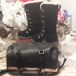 COPY - ADORABLE  FAVOR 02 WINTER BOOT NWOT LISTING.IS $74